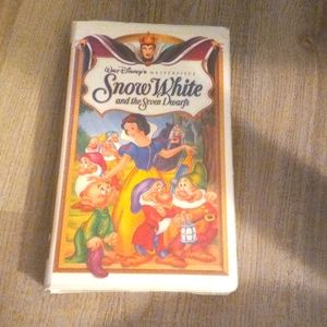 Disney VHS--- Snow White and the Seven Dwarfs